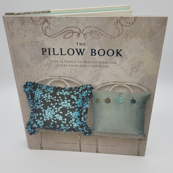 Shannon Okey The Pillow Book Of Sewing Patterns, Hard Cover - Picture 1 of 15